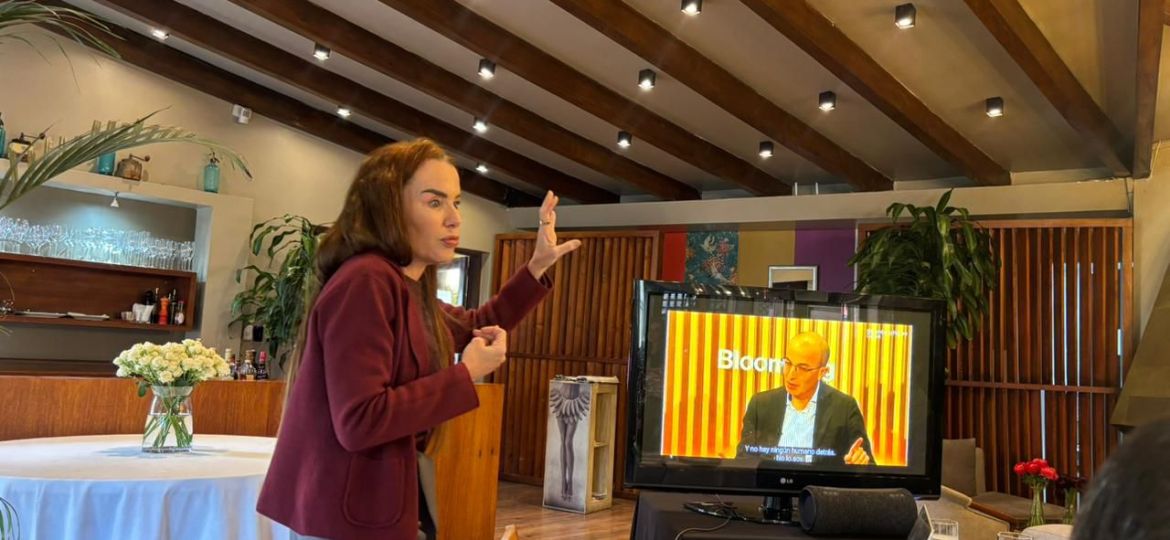 charla IA para empresas con Maria De Gonzalo con Fideval